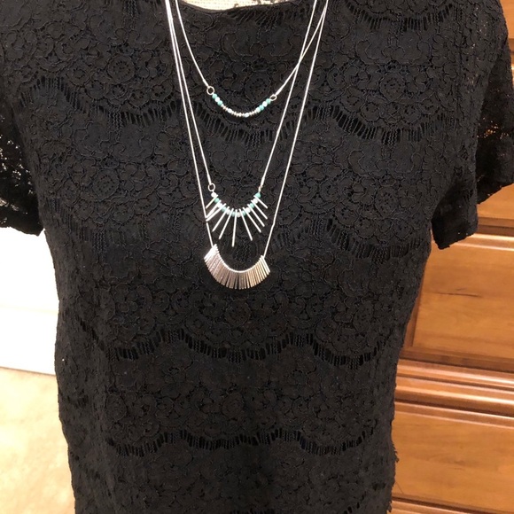 NWT Banana Republic necklace - Picture 4 of 4